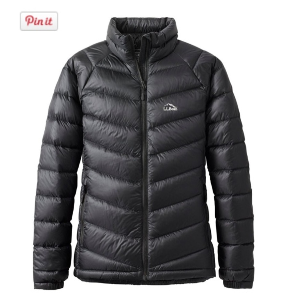 LL Bean Women’s Ultralight 850 Down Jacket warm coat zip up size S small reg